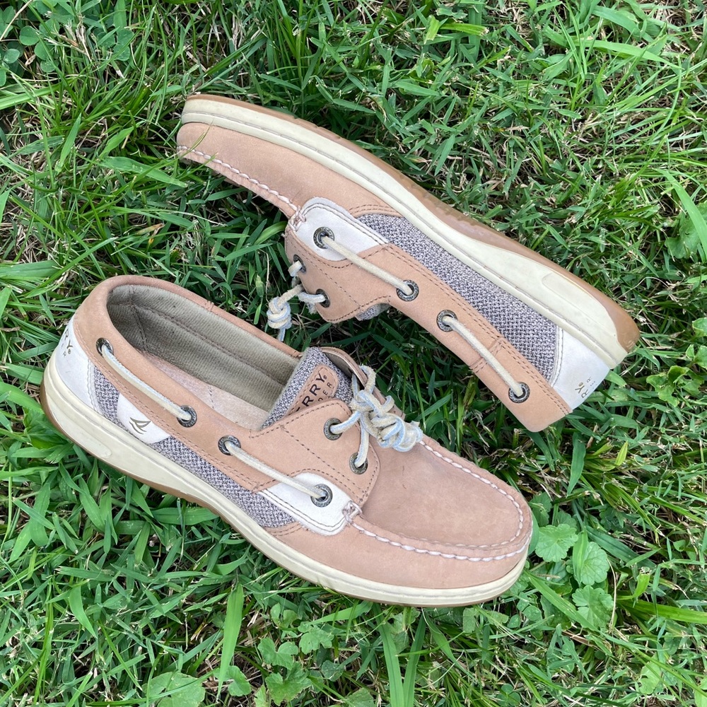 Sperry Topsiders